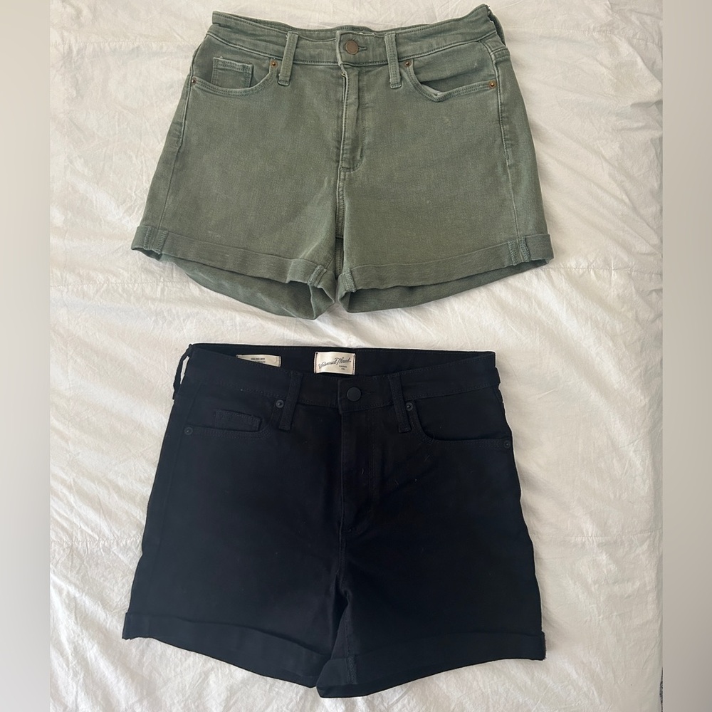Universal thread high rise shorts